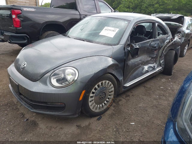 Продажа на аукционе авто 2014 Volkswagen Beetle 2.5l, vin: 3VWJP7ATXEM608885, номер лота: 45231185