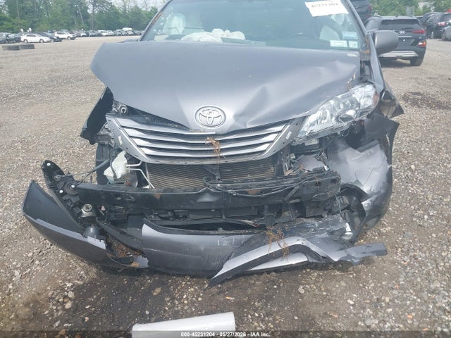 Продажа на аукционе авто 2016 Toyota Sienna Xle 8 Passenger, vin: 5TDYK3DC0GS732140, номер лота: 45231204
