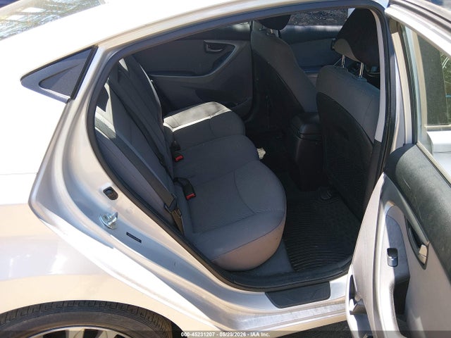 2016 Hyundai Elantra Se მანქანა იყიდება აუქციონზე, vin: 5NPDH4AE1GH702904, აუქციონის ნომერი: 45231207