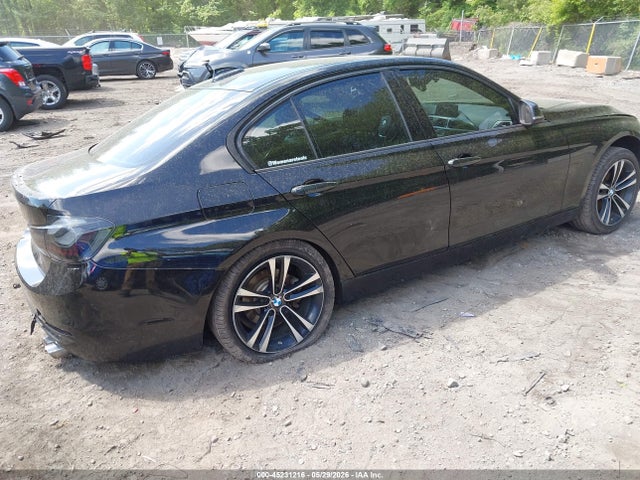 2018 Bmw 330i Xdrive მანქანა იყიდება აუქციონზე, vin: WBA8D9G5XJNU67702, აუქციონის ნომერი: 45231216