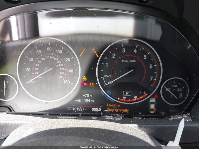 2018 Bmw 330i Xdrive მანქანა იყიდება აუქციონზე, vin: WBA8D9G5XJNU67702, აუქციონის ნომერი: 45231216