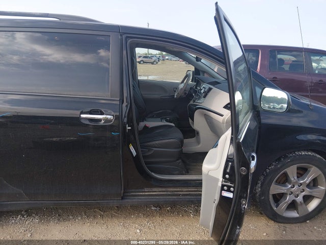 Aukcja sprzedaży 2013 Toyota Sienna Se 8 Passenger, vin: 5TDXK3DC0DS303605, numer aukcji: 45231295