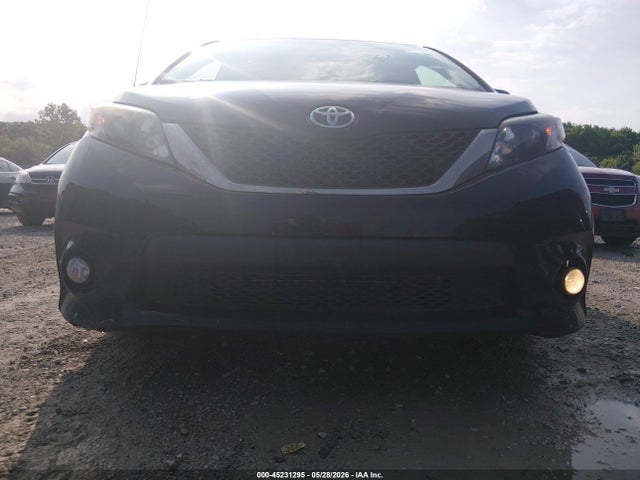 Aukcja sprzedaży 2013 Toyota Sienna Se 8 Passenger, vin: 5TDXK3DC0DS303605, numer aukcji: 45231295