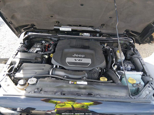 2015 Jeep Wrangler Unlimited Rubicon მანქანა იყიდება აუქციონზე, vin: 1C4BJWFG7FL612300, აუქციონის ნომერი: 45231319