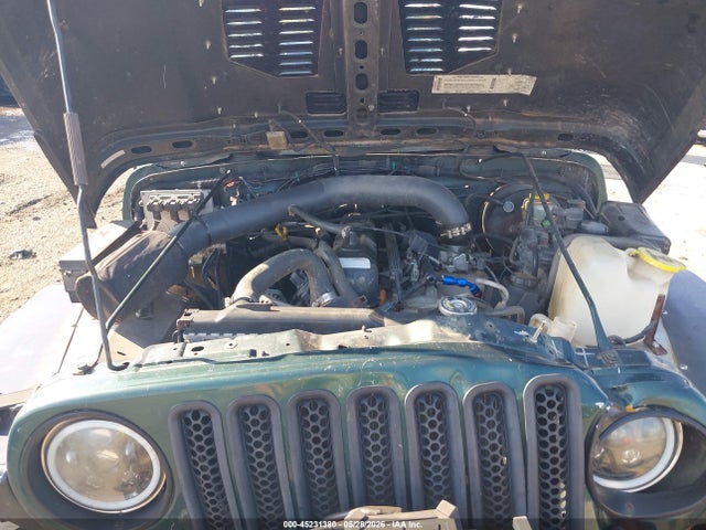 45231380 :رقم المزاد ، 1J4FA59S2YP790701 vin ، 2000 Jeep Wrangler Sahara مزاد بيع