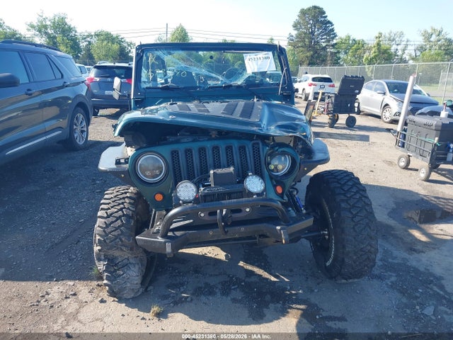 45231380 :رقم المزاد ، 1J4FA59S2YP790701 vin ، 2000 Jeep Wrangler Sahara مزاد بيع