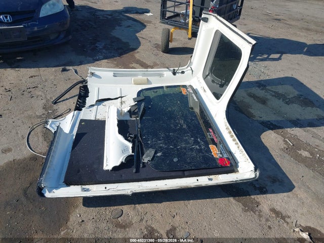 45231380 :رقم المزاد ، 1J4FA59S2YP790701 vin ، 2000 Jeep Wrangler Sahara مزاد بيع