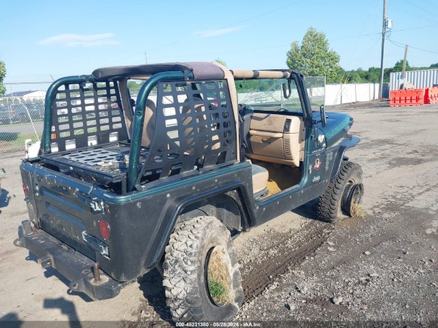 45231380 :رقم المزاد ، 1J4FA59S2YP790701 vin ، 2000 Jeep Wrangler Sahara مزاد بيع