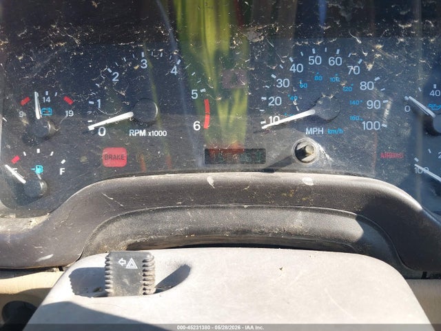 45231380 :رقم المزاد ، 1J4FA59S2YP790701 vin ، 2000 Jeep Wrangler Sahara مزاد بيع