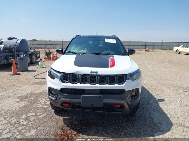 2026 Jeep Compass Trailhawk მანქანა იყიდება აუქციონზე, vin: 3C4NJDDN2TT186079, აუქციონის ნომერი: 45231398