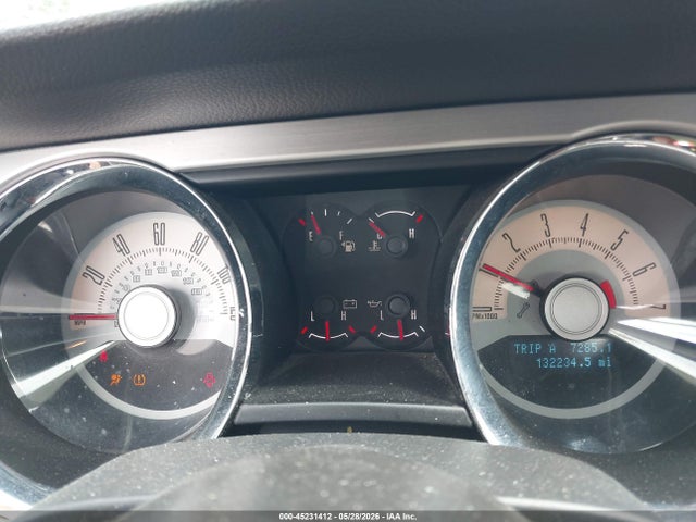 45231412 :رقم المزاد ، 1ZVBP8AN3A5108305 vin ، 2010 Ford Mustang V6/v6 Premium مزاد بيع