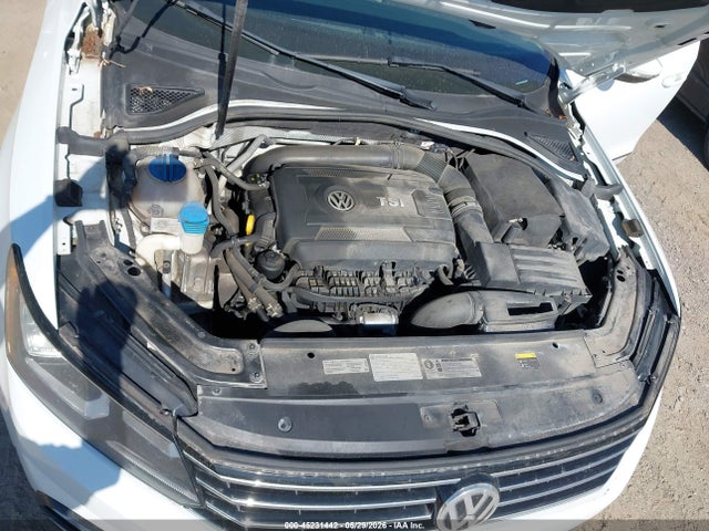 Aukcja sprzedaży 2016 Volkswagen Passat 1.8t Sel/1.8t Sel Premium, vin: 1VWCS7A37GC050098, numer aukcji: 45231442