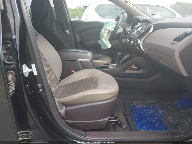 45231443 :رقم المزاد ، KM8JUCAC8CU371449 vin ، 2012 Hyundai Tucson Gls مزاد بيع