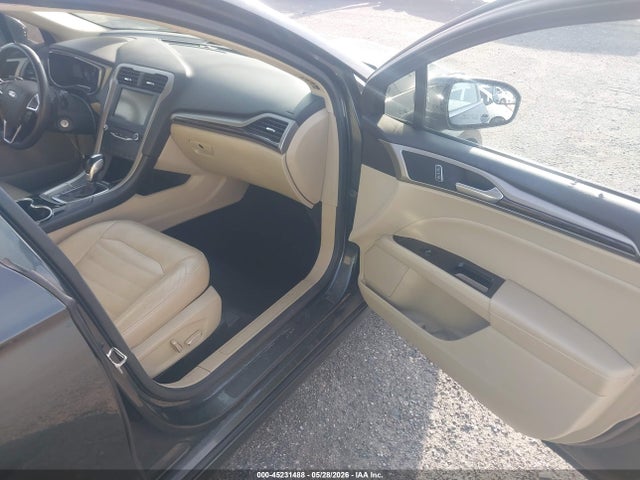 45231488 :رقم المزاد ، 3FA6P0T99FR153863 vin ، 2015 Ford Fusion Se مزاد بيع