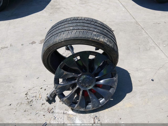 45231495 :رقم المزاد ، 7SAYGDEF8PF782615 vin ، 2023 Tesla Model Y Performance Dual Motor All-wheel Drive مزاد بيع