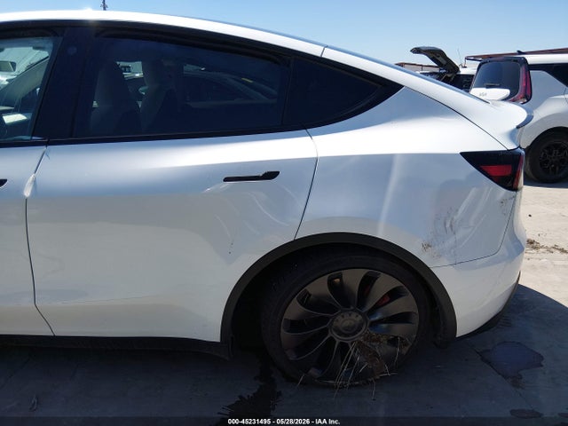 45231495 :رقم المزاد ، 7SAYGDEF8PF782615 vin ، 2023 Tesla Model Y Performance Dual Motor All-wheel Drive مزاد بيع