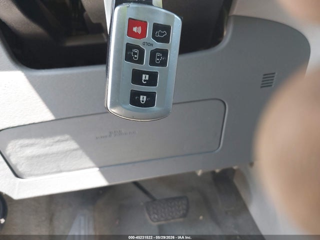 Продаж на аукціоні авто 2014 Toyota Sienna Xle 7 Passenger, vin: 5TDDK3DC1ES090894, номер лоту: 45231522