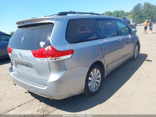 Продаж на аукціоні авто 2014 Toyota Sienna Xle 7 Passenger, vin: 5TDDK3DC1ES090894, номер лоту: 45231522