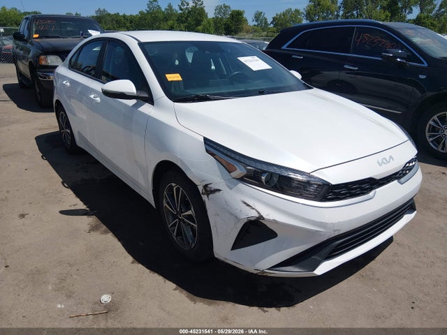 2023 Kia Forte Lxs მანქანა იყიდება აუქციონზე, vin: 3KPF24AD1PE608429, აუქციონის ნომერი: 45231541
