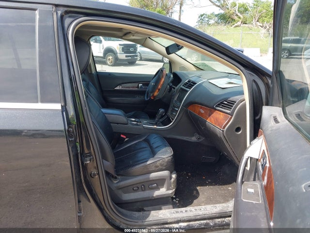 45231543 :رقم المزاد ، 2LMDJ8JK8EBL16135 vin ، 2014 Lincoln Mkx مزاد بيع