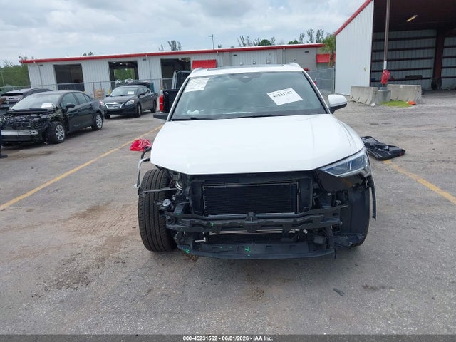 2021 Audi Q3 Premium Plus 40 Tfsi Quattro Tiptronic მანქანა იყიდება აუქციონზე, vin: WA1BUCF39M1115576, აუქციონის ნომერი: 45231562