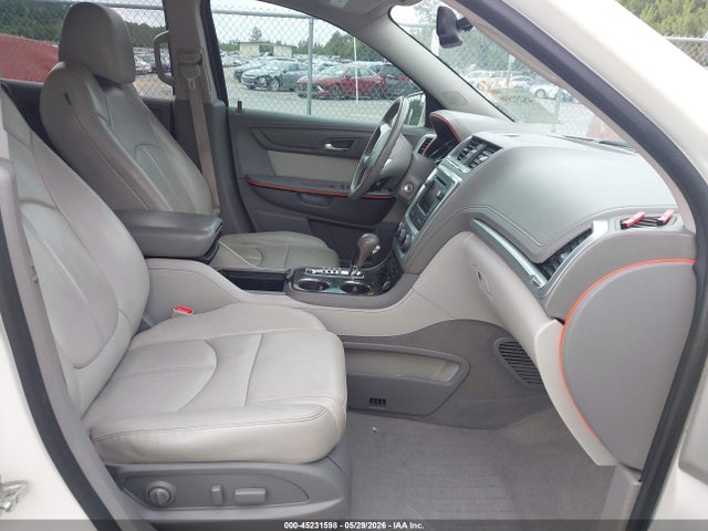45231598 :رقم المزاد ، 1GKKRRKDXFJ270217 vin ، 2015 Gmc Acadia Slt-1 مزاد بيع