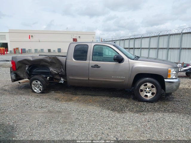 45231658 :رقم المزاد ، 1GCRCSE0XDZ182990 vin ، 2013 Chevrolet Silverado 1500 Lt مزاد بيع
