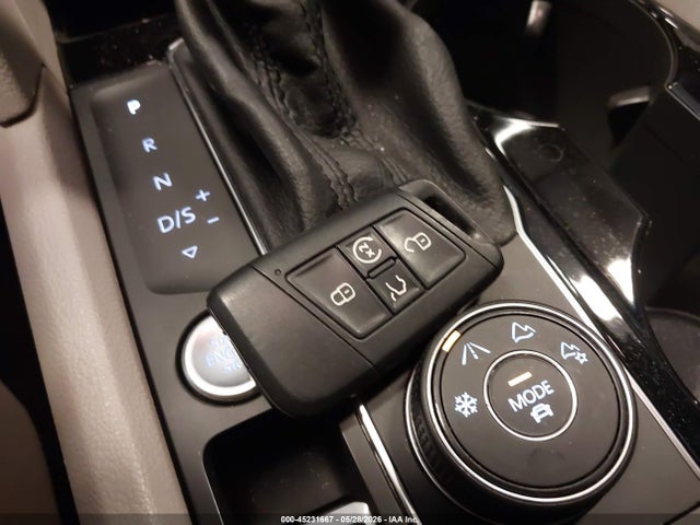 Auction sale of the 2018 Volkswagen Atlas 3.6l V6 Sel, vin: 1V2RR2CA7JC536942, lot number: 45231667