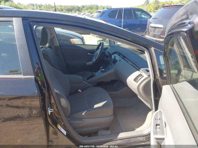 45231705 :رقم المزاد ، JTDKN3DU3B0291816 vin ، 2011 Toyota Prius Three مزاد بيع