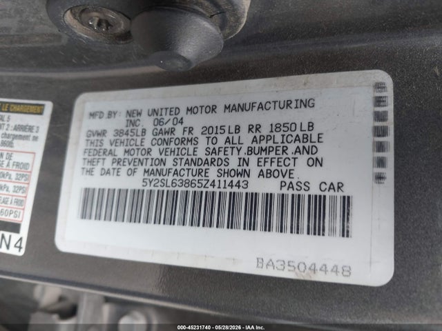 45231740 :رقم المزاد ، 5Y2SL63865Z411443 vin ، 2005 Pontiac Vibe مزاد بيع
