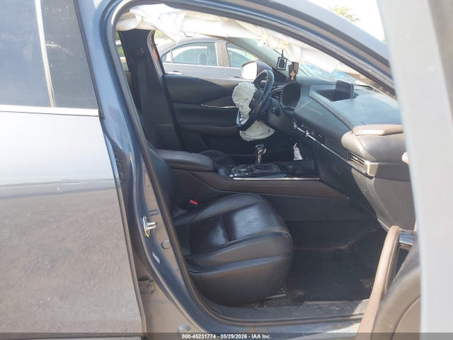 45231774 :رقم المزاد ، 3MVDMBEMXLM127948 vin ، 2020 Mazda Cx-30 Premium Package مزاد بيع