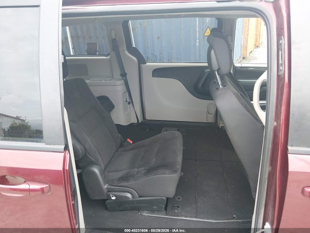 2C4RDGBG0JR323955 Dodge Grand Caravan Se
