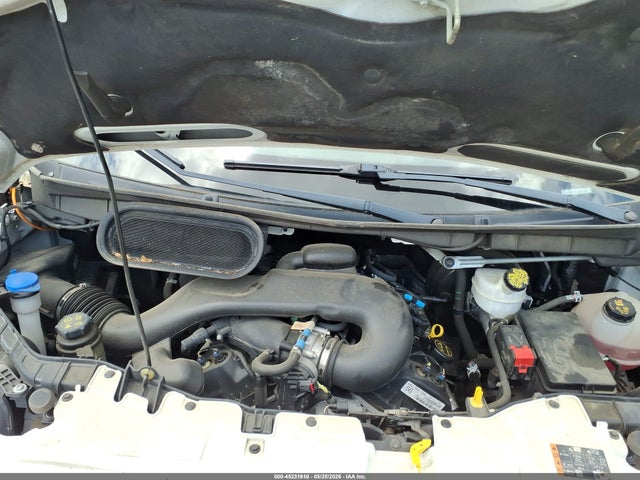 1FMZK1ZM9JKB18725 Ford Transit-150 Xl