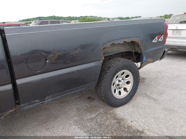 45231829 :رقم المزاد ، 1GCEK14X657160187 vin ، 2005 Chevrolet Silverado 1500 Work Truck مزاد بيع