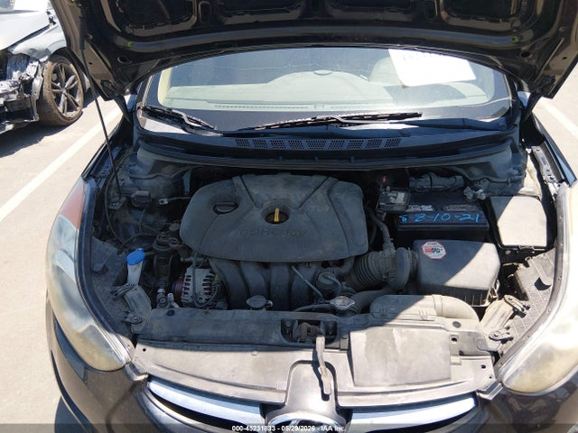 45231833 :رقم المزاد ، KMHDH4AEXDU787108 vin ، 2013 Hyundai Elantra Gls مزاد بيع