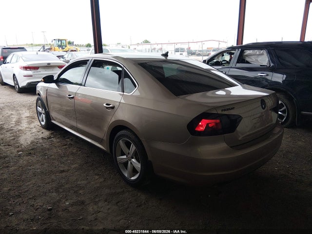 Aukcja sprzedaży 2015 Volkswagen Passat 1.8t Limited Edition, vin: 1VWAT7A35FC119325, numer aukcji: 45231844