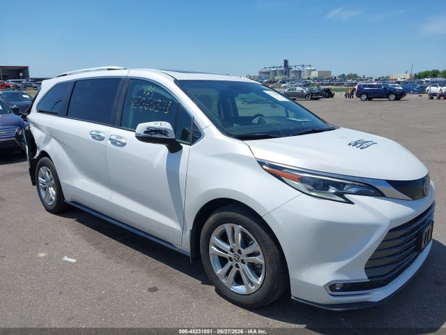 Продаж на аукціоні авто 2023 Toyota Sienna Platinum, vin: 5TDESKFC4PS093688, номер лоту: 45231851