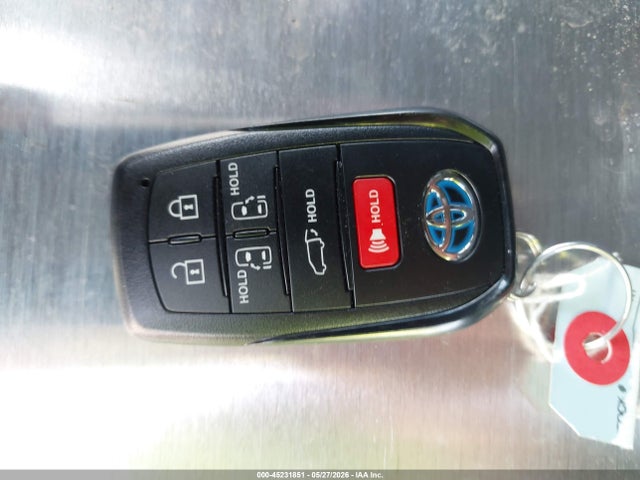 Toyota Sienna Platinum 2023 5TDESKFC4PS093688 Image 11