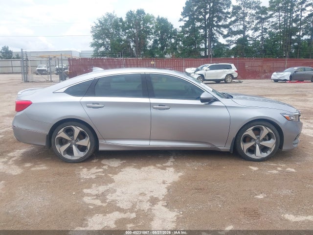 45231867 :رقم المزاد ، 1HGCV1F90JA186436 vin ، 2018 Honda Accord Touring مزاد بيع