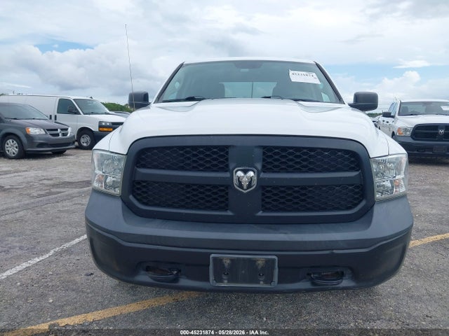 2018 Ram 1500 Tradesman  4x4 5'7 Box მანქანა იყიდება აუქციონზე, vin: 1C6RR7KG7JS291528, აუქციონის ნომერი: 45231874