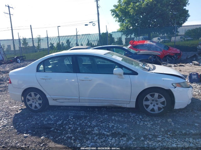 Продажа на аукционе авто 2011 Honda Civic Lx, vin: 2HGFA1F5XBH500375, номер лота: 45231895