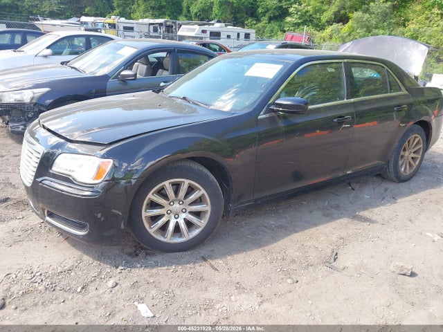 2014 Chrysler 300 მანქანა იყიდება აუქციონზე, vin: 2C3CCAAG0EH273131, აუქციონის ნომერი: 45231929