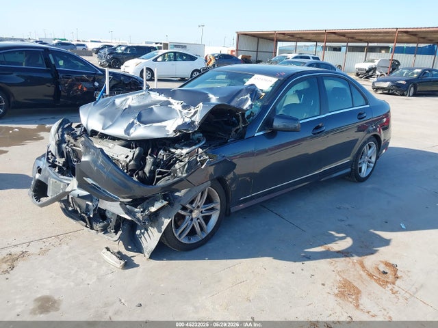 Aukcja sprzedaży 2014 Mercedes-benz C 250 Sport, vin: WDDGF4HB9EG211812, numer aukcji: 45232025