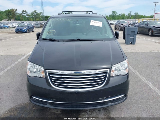 2016 Chrysler Town & Country Touring მანქანა იყიდება აუქციონზე, vin: 2C4RC1BG7GR173061, აუქციონის ნომერი: 45232100