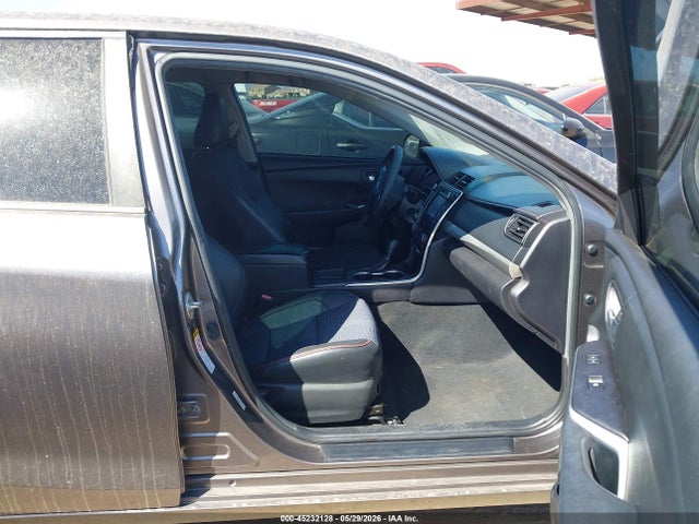 Aukcja sprzedaży 2015 Toyota Camry Se, vin: 4T1BF1FK4FU960683, numer aukcji: 45232128
