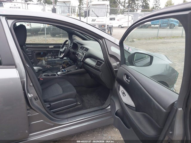 Auction sale of the 2018 Nissan Leaf Sv, vin: 1N4AZ1CP8JC302604, lot number: 45232137