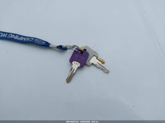 45232142 :رقم المزاد ، 4YDF37921J4704147 vin ، 2018 Keystone Rv Montana مزاد بيع