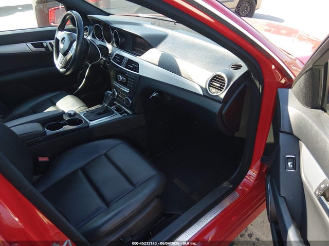 Продажа на аукционе авто 2014 Mercedes-benz C 250 Sport, vin: WDDGF4HB9ER314393, номер лота: 45232143