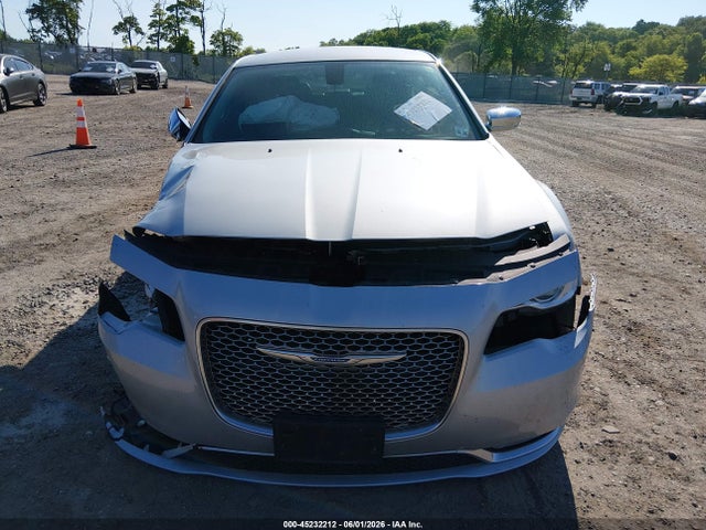 2021 Chrysler 300 Touring L მანქანა იყიდება აუქციონზე, vin: 2C3CCAAG1MH640830, აუქციონის ნომერი: 45232212