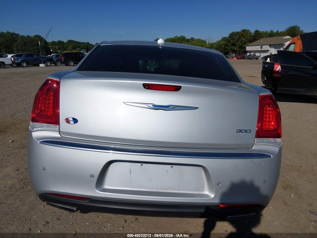 2021 Chrysler 300 Touring L მანქანა იყიდება აუქციონზე, vin: 2C3CCAAG1MH640830, აუქციონის ნომერი: 45232212